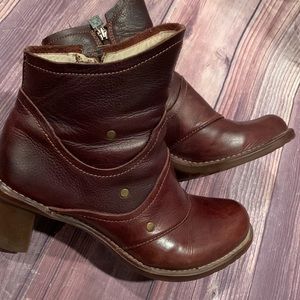 El Naturalista Heeled Ankle Boots 41